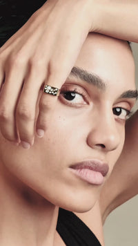 Raindrop Signet Ring Gold and Diamond